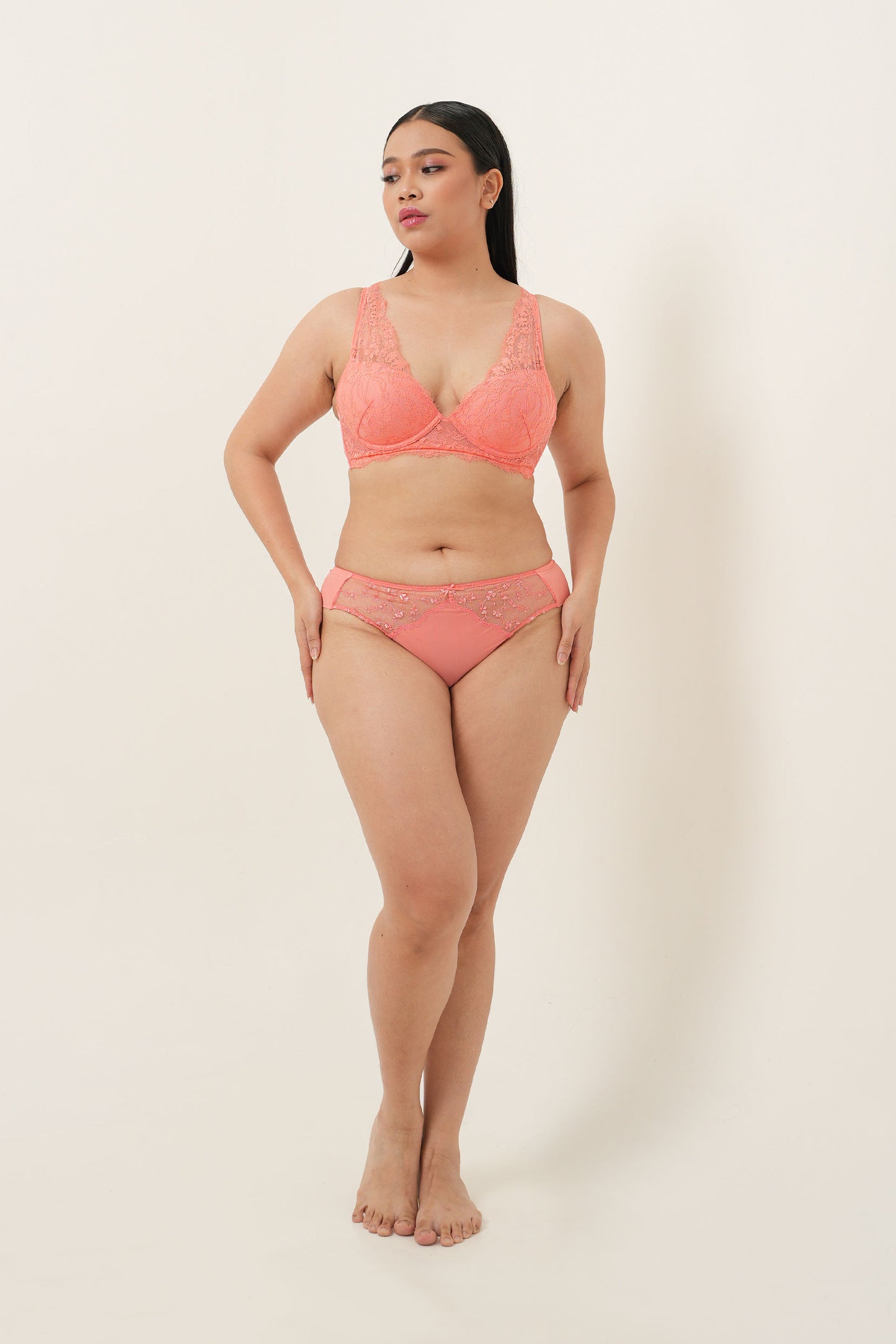 Bra Tanpa Kawat Seksi Bergaris Panjang dengan Renda Bulu Mata - Shell Pink