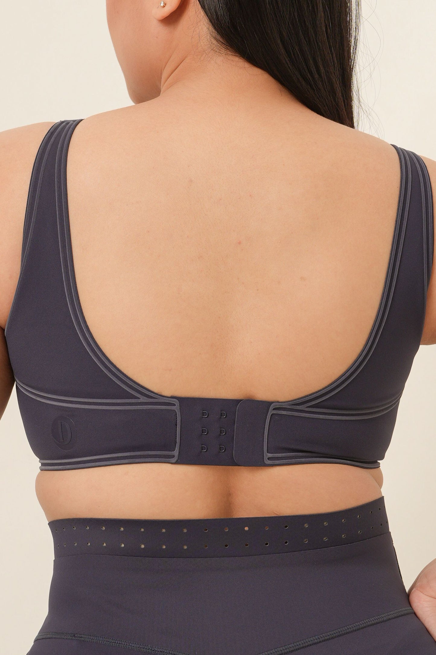 Sculpting V-Neck Sports Bra - Navy